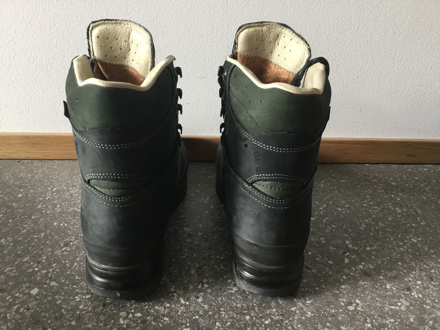 Meindl Herrenschuhe: Meindl Gore Tex Wanderschuhe, Men, Gr. 42.5 – Gebraucht aus Chur von Jacky17 3