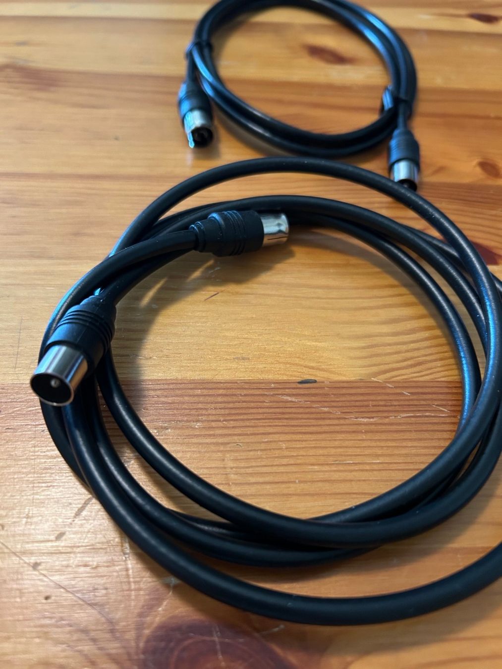 Kabel: Diverse Kabel-Sammlung: Scart, Antenne, Audio – Gebraucht aus Bern von Fireblades 2