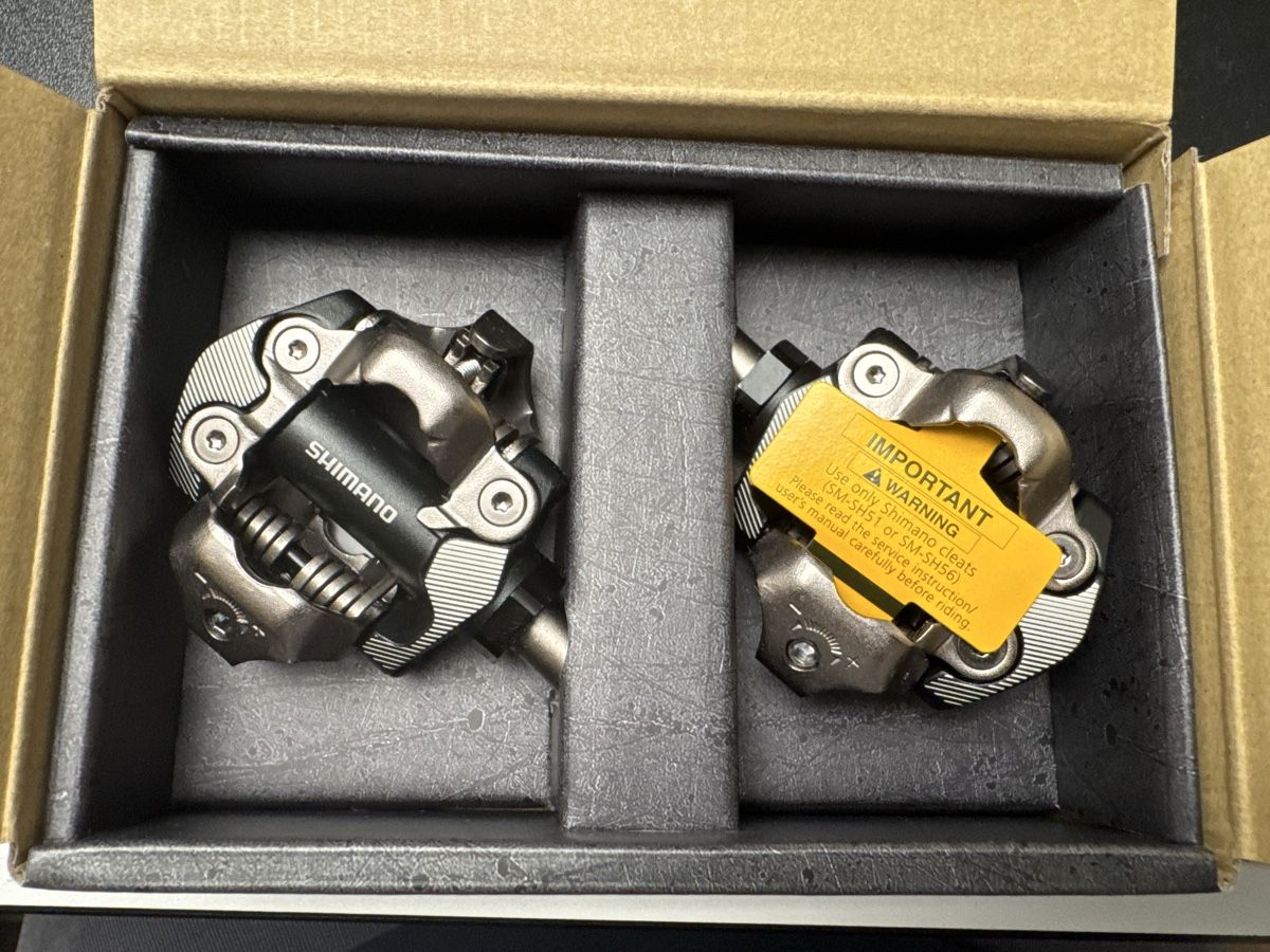 Shimano Ersatzteile: Shimano Deore XT Pedale PD-M8100 - NEU – Neu und originalverpackt aus Ehrendingen von Sansav