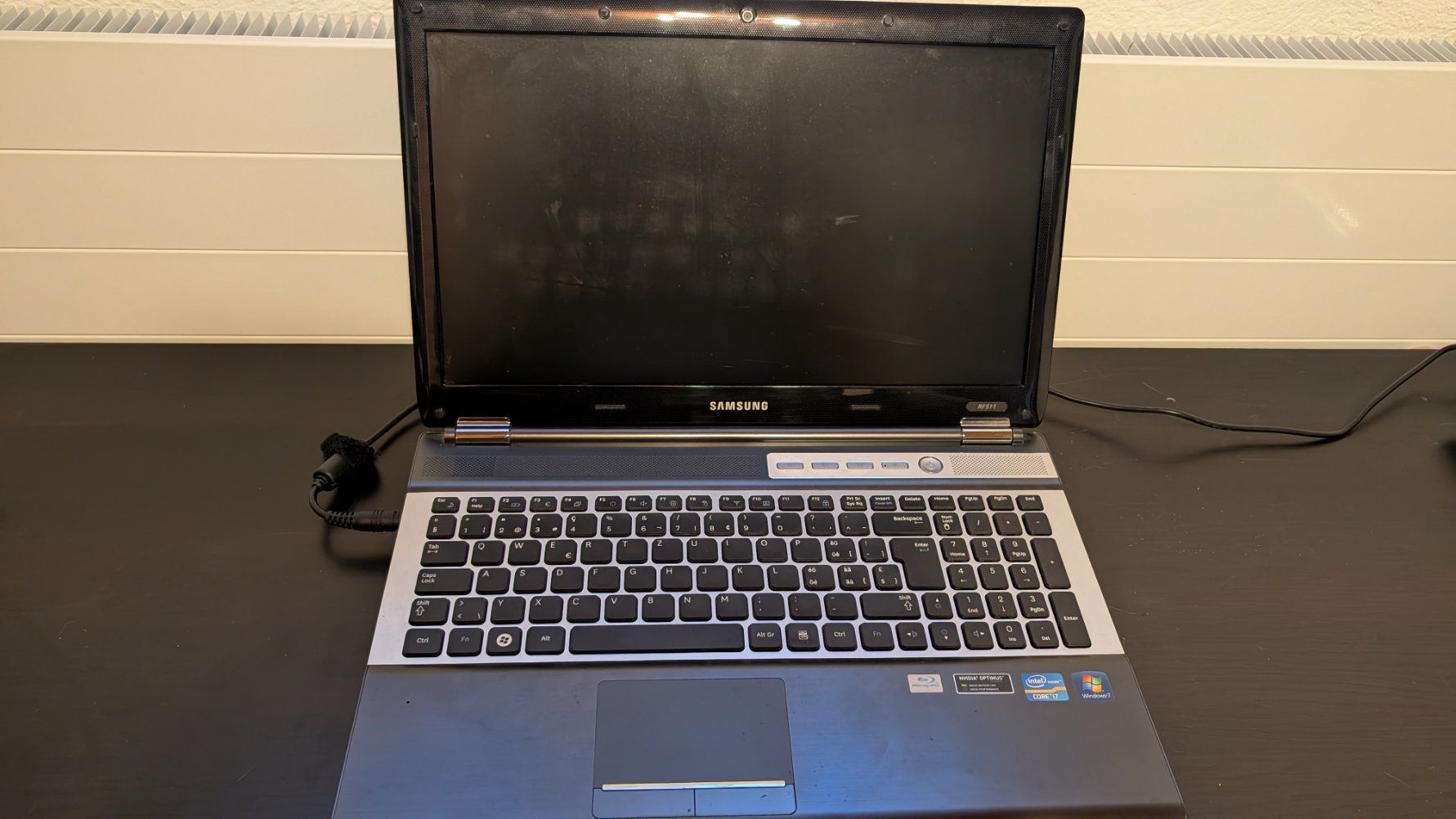 Samsung Notebook: Samsung RF RF511-S03 15" Notebook Win11 – Usato da Bilten venduto da Msen2_77 1