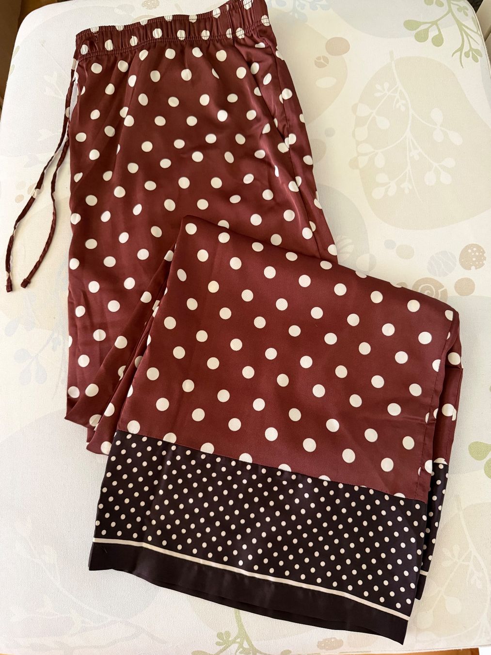 H&M Pantalons: H&M Hose Gr L – Neuf (Voir description) à Lohn SH par mathea