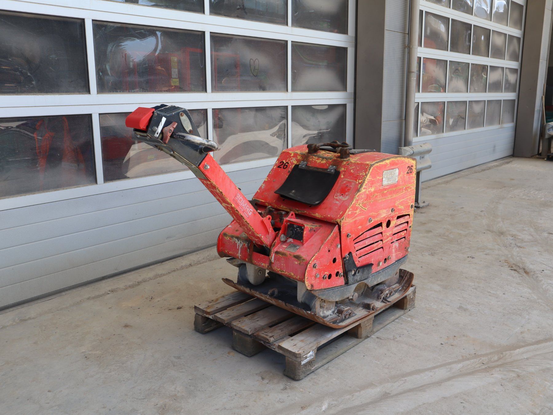 Bomag Tutte le macchine: Bomag BPR 100/80D Vibroplatte – Usato da Hasle LU venduto da Arag08 3