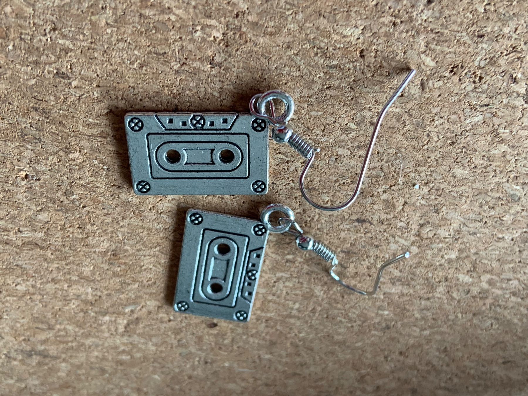 Orecchini pendenti & Orecchini a lobo: 1Paar Retro-Ohrringe TAPE – Usato da Laufen venduto da Bellavitaboom 5