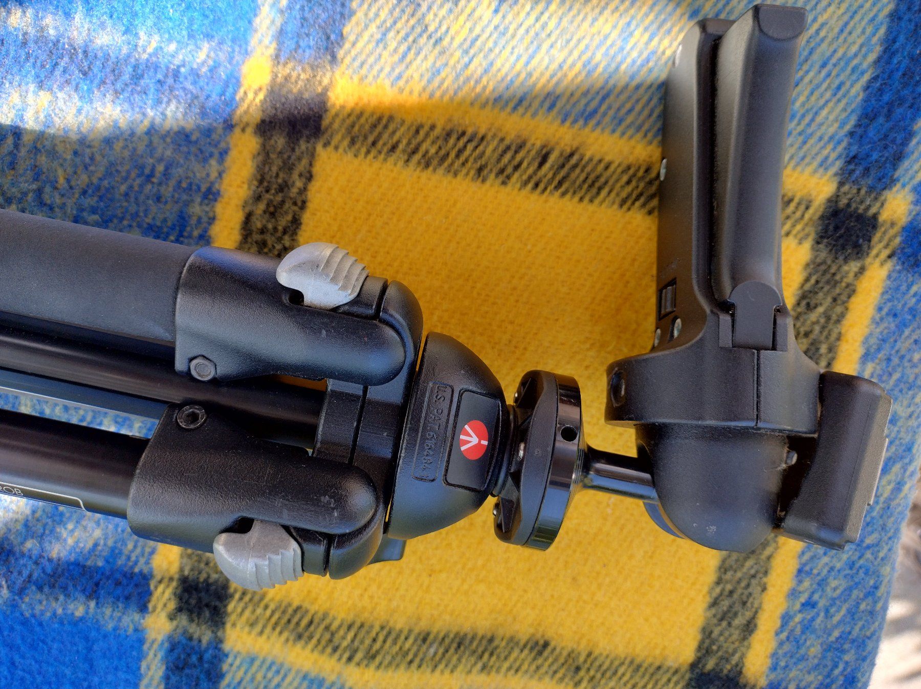 Manfrotto Trépieds & Accessoires: Manfrotto 190 PRO B Stativ, Trépied – D'occasion à Montet (Broye) par Corbaro 6