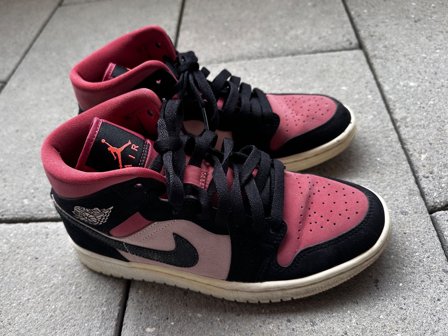 Jordan Scarpe da donna: Jordan Air 1 Mid Sneakers, Gr. 38.5 – Usato da Reiden venduto da ili_S