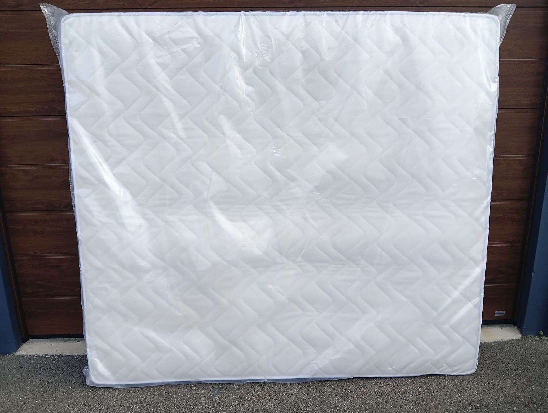 Materassi: Boxspringmatratze 180x200 Neu...Epeda – Nuovo e nell'imballaggio originale da Bellach venduto da fadama01