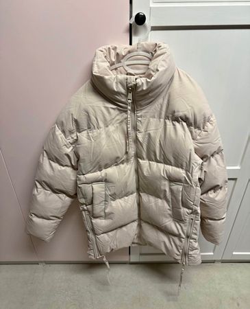 Winterjacke Crèmefarbig