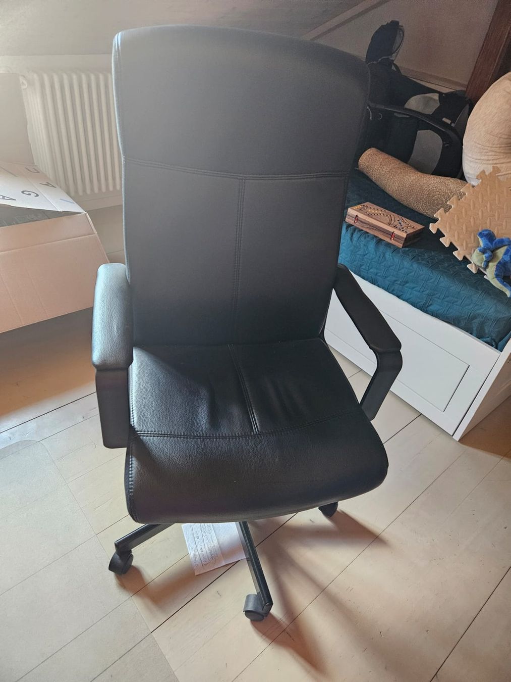 Sedie: chaise de bureau  – Usato da Fribourg venduto da kri_z2ws 1