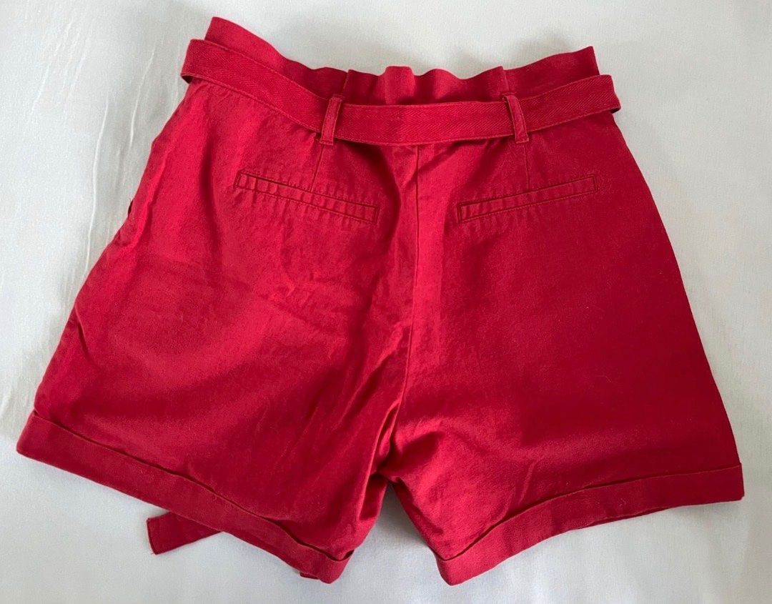 Manor Pantalons: Shorts Leinen Gr 36 rot – D'occasion à Ittigen par franzis6 1