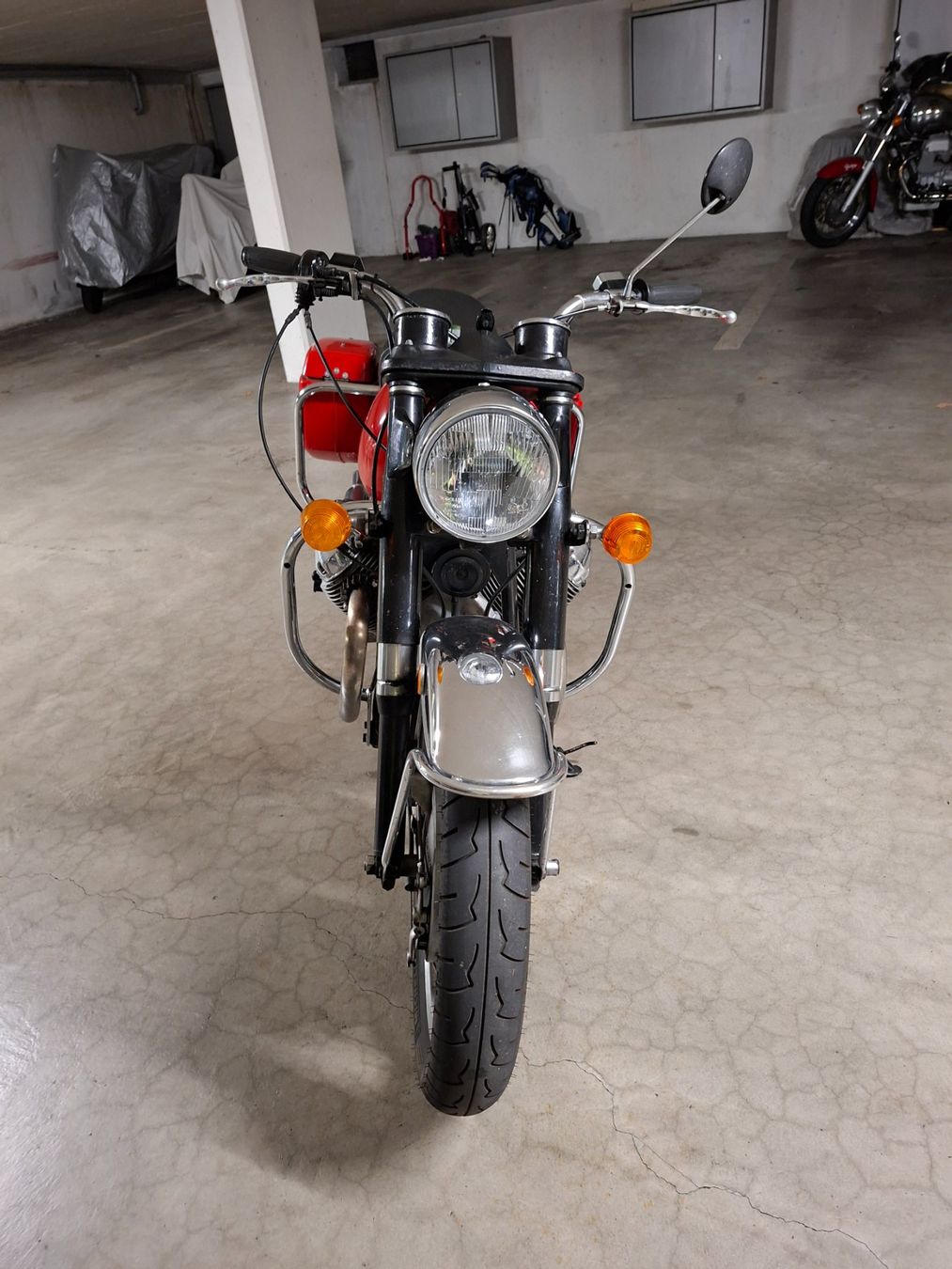 Moto Guzzi Strada: Moto Guzzi V7 850 GT – Usato da Witterswil venduto da Nucia 4