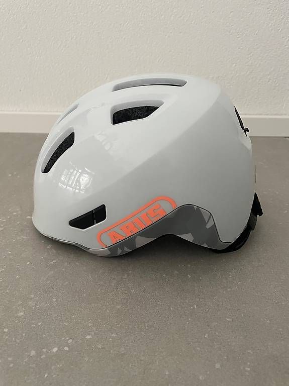 Abus Helme: Kinderhelm ABUS Smiley 3.0 (45-50 cm) – Gebraucht aus Untervaz von best08 3
