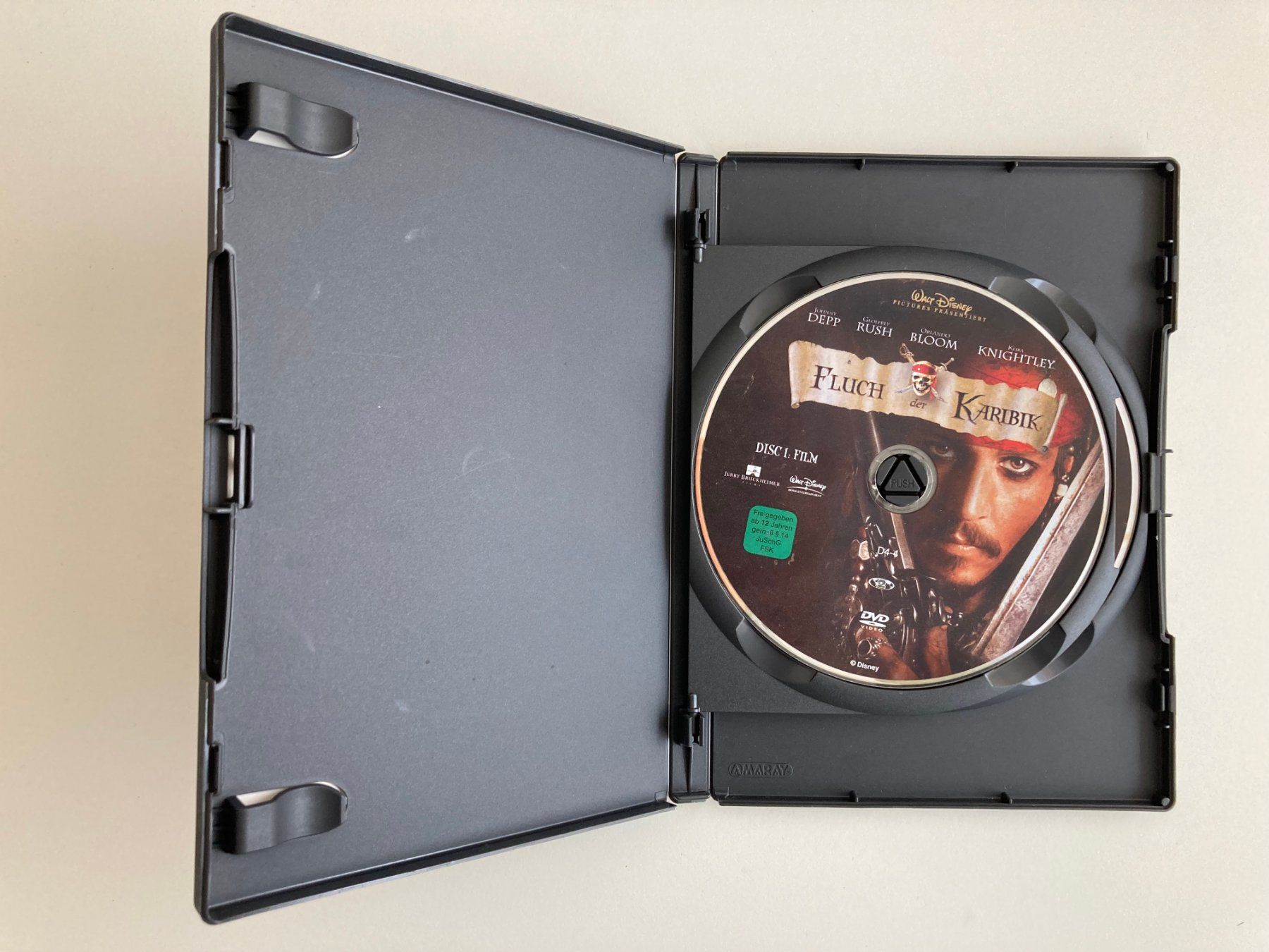 Tutti i DVDs: DVD | FLUCH DER KARIBIK – Usato da Basel venduto da Nofretete39 1