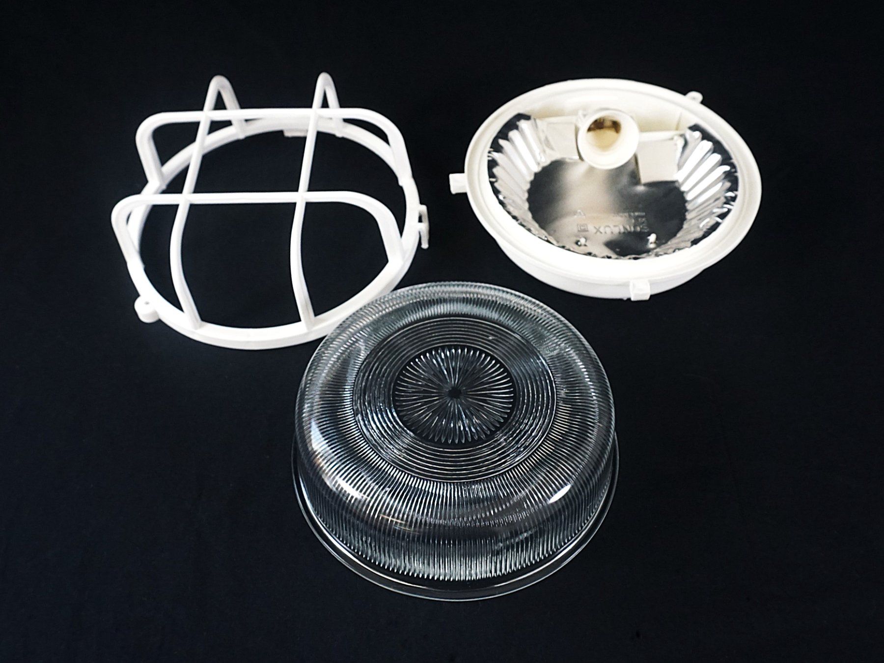 Lampade: Sonlux Aussenlampe Rund mit Gitter – Usato da Pratteln venduto da Restwert_Pratteln 3