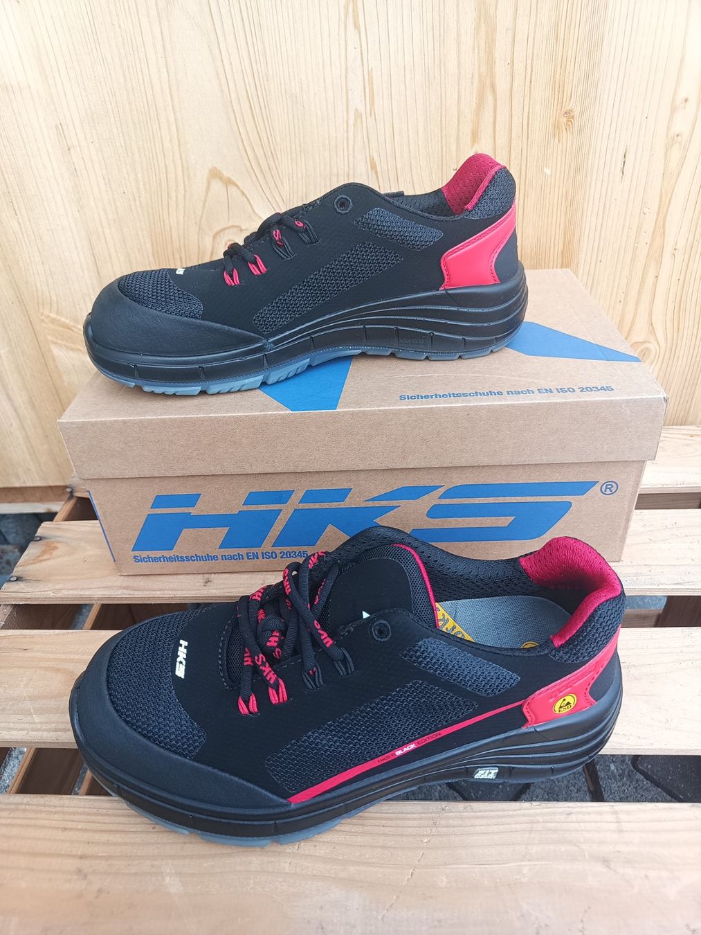 Herrenschuhe: HKS Sicherheitsschuhe S1 SRC 39 – Neu und originalverpackt aus Oberegg von A-Z.Handel.Loehrer 1