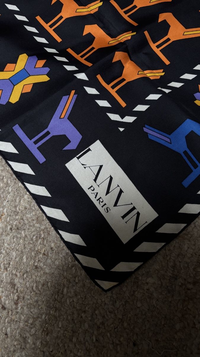 Lanvin Foulard & Sciarpe: Lanvin Paris Seidenfoulard grafisch – Usato da Bern venduto da kue_db29 3