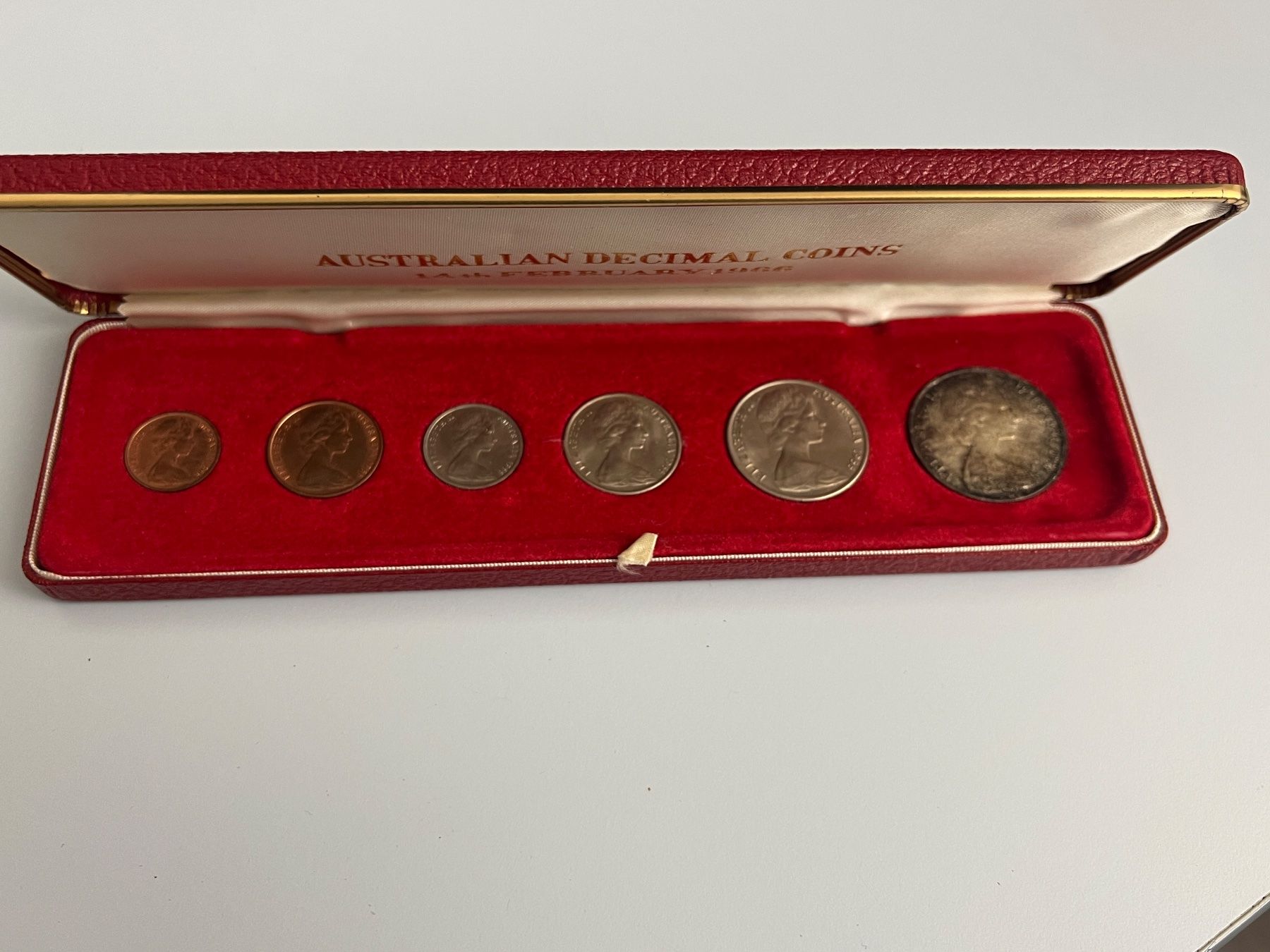 Alle Münzen: Silber Set mit australischen Dezimalmünzen von 1966 – Gebraucht aus Genève von Greg_8ff 5