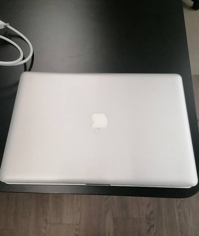 Portables: MacBook Pro (15 Zoll, Ende 2011) – D'occasion à Löhningen par Divemisli 2