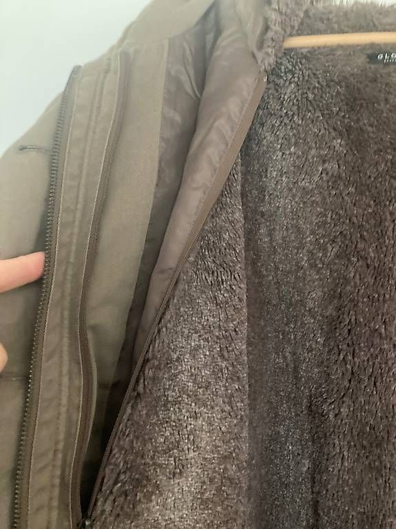 Cappotti: Parka – Usato da Zürich venduto da rundeshaus1 2