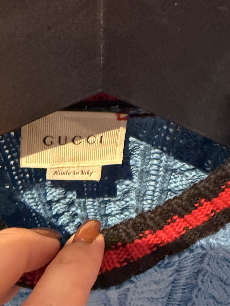 Gucci Maglioni & Felpe: Gucci Pullover hellblau gestrickt Grösse 8 top – Usato da Zug venduto da Phrauto 2