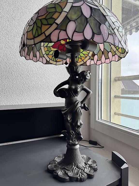 Lampade: Tiffany-Stil Tischlampe  – Usato da Möriken AG venduto da nma_2hx5 3