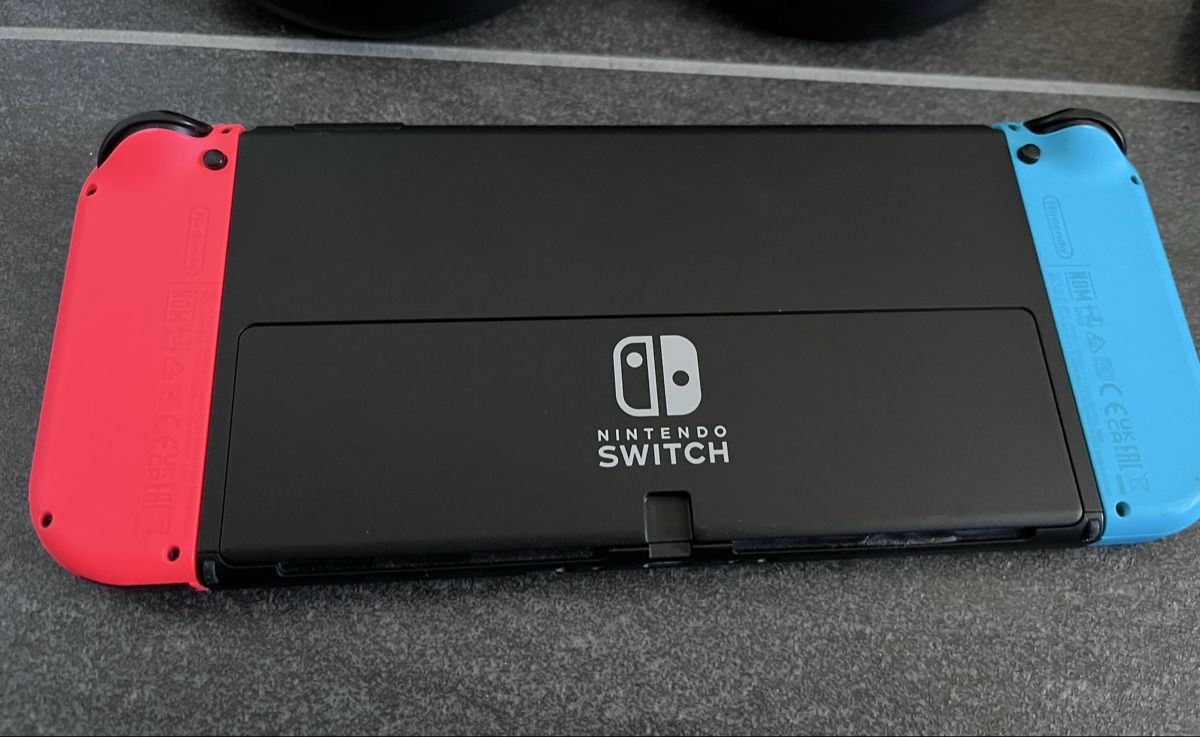 Nintendo Console: Nintendo Switch 1 mit Zubehör – Usato da Egliswil venduto da cx.cx 2