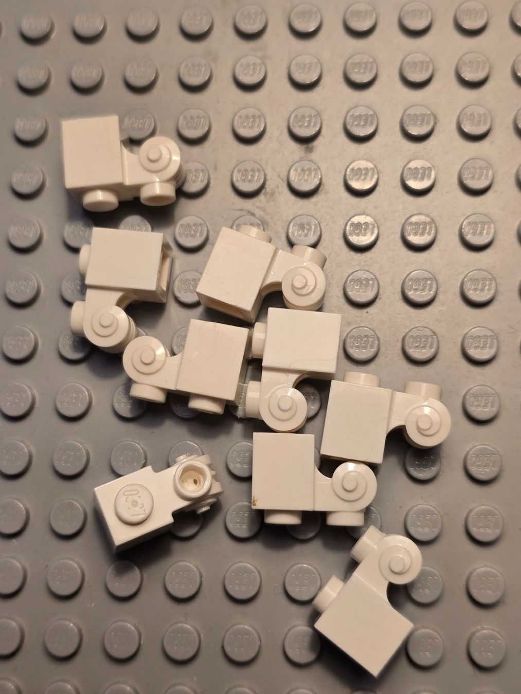 Lego Kit di costruzioni: Lego 9x Stein mit Dekoration Element(20310) – Nuovo (secondo la descrizione) da Basel venduto da Swi-7621