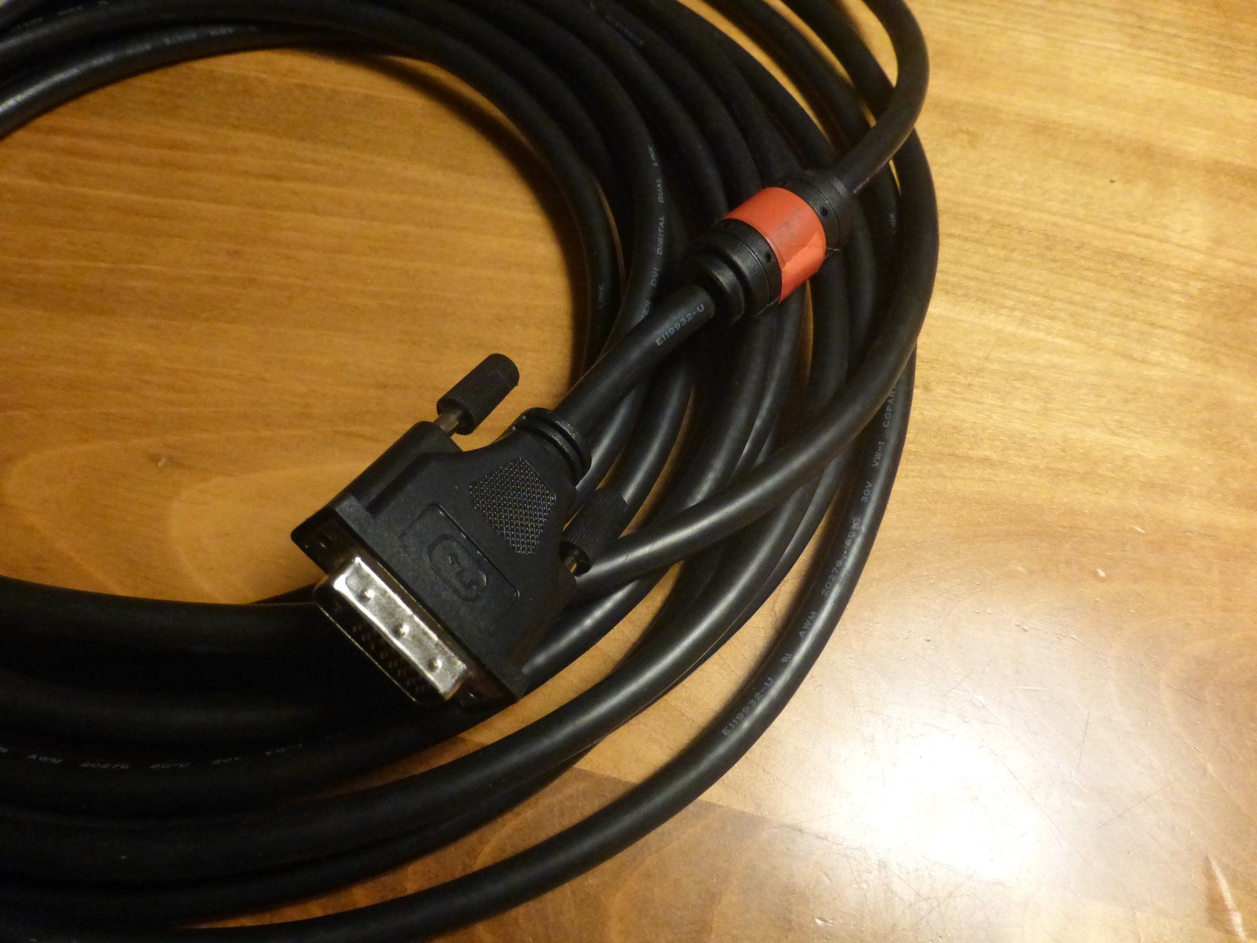 Cavi: DVI Kabel 10m Dual Link – Usato da Zumikon venduto da psisound 3