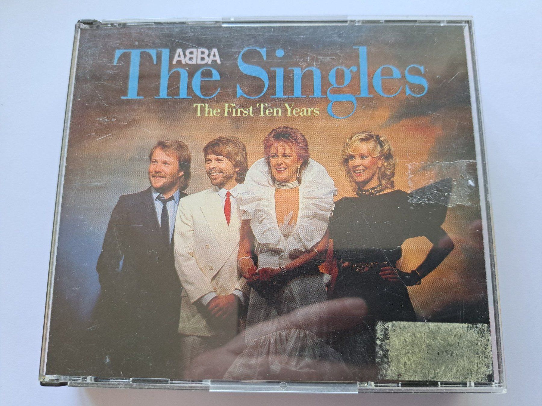 CD: Cd ABBA - The Singles - The First ten Year – Usato da Pully venduto da bro_n52j