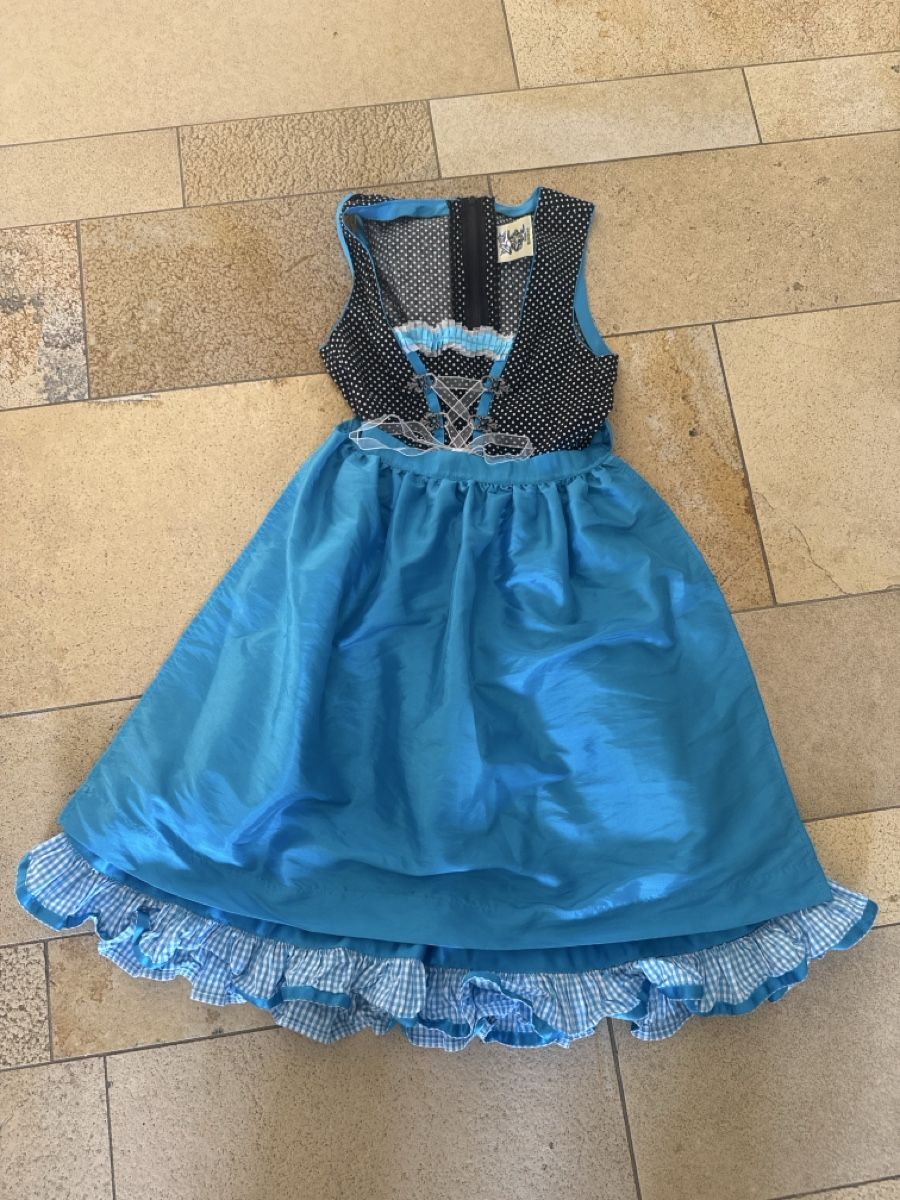 Robes et jupes: Dirndl Kleid – D'occasion à Knonau par geb_zc7b