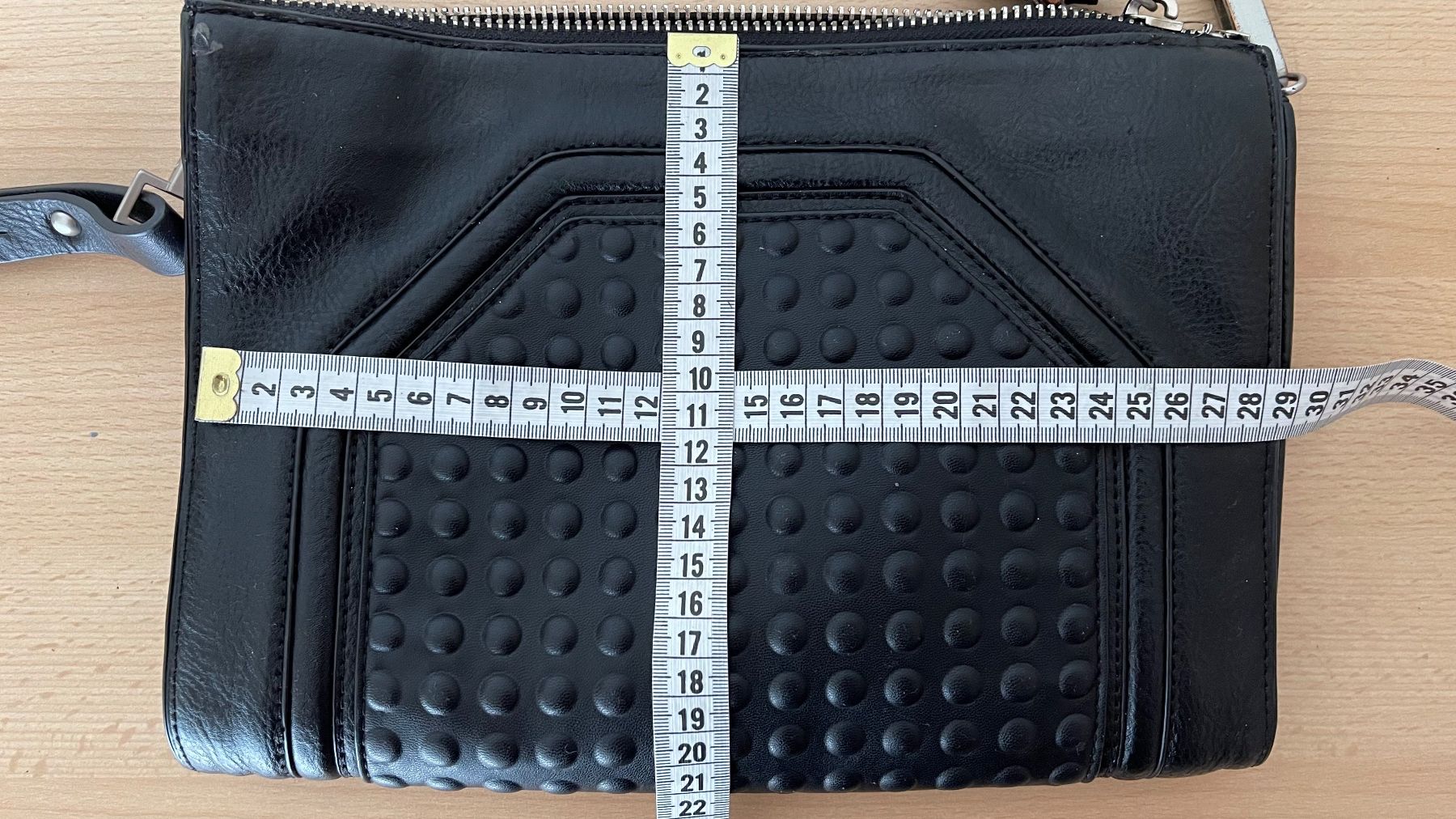 Zara Borse da donna: ZARA BASIC COLLECTION Clutch Tasche /NP65CHF Schwarz – Nuovo (secondo la descrizione) da Kölliken venduto da Prscoo 7