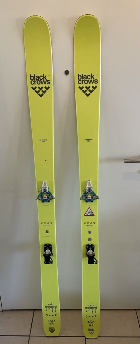 Black Crows Sci: Black Crows Orb Freebird Ski 172 cm + Dynafit Bindings – Usato da Pregassona venduto da REEUP