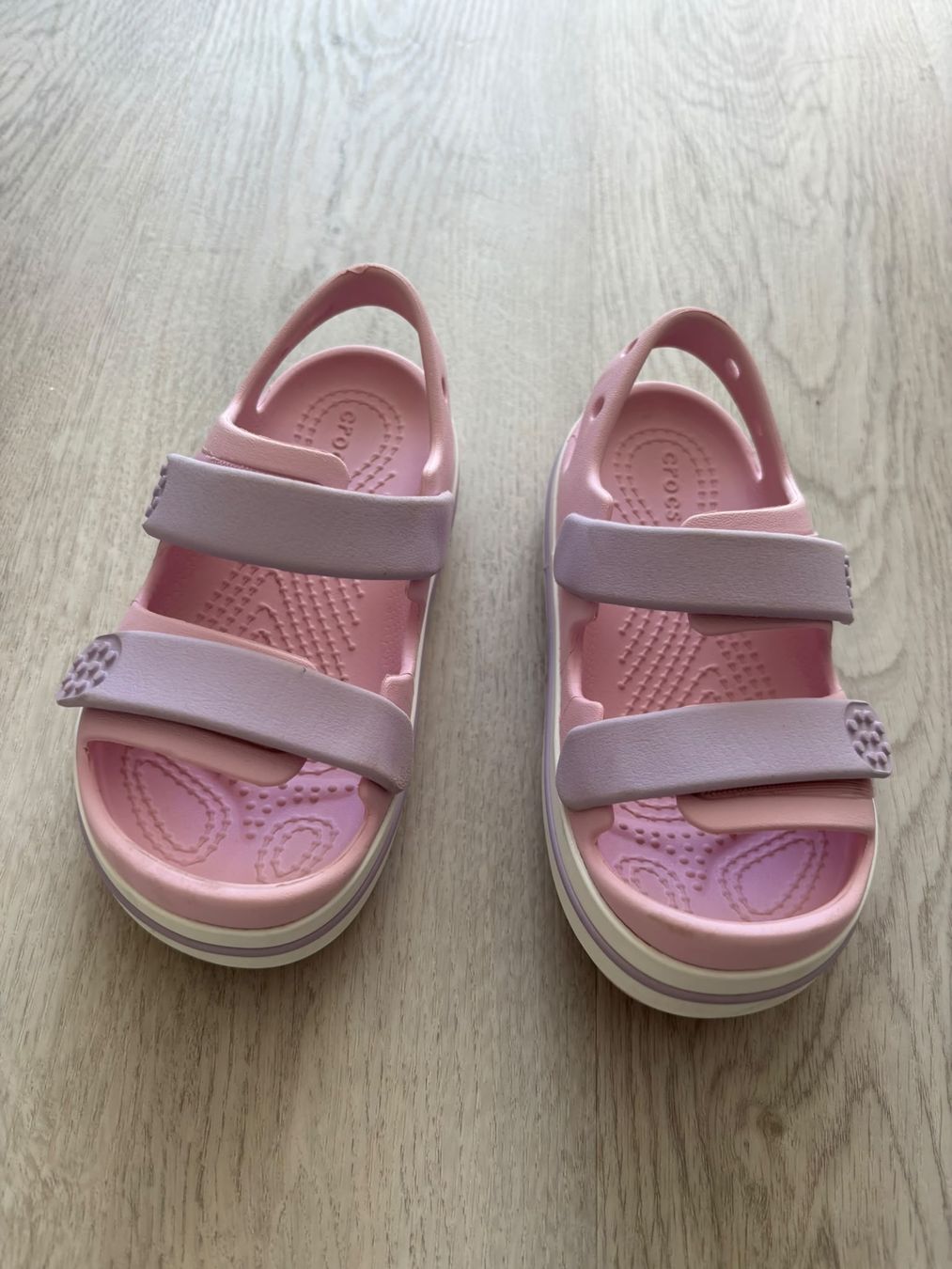 Crocs Schuhe für Jungen: Kinder Clogs Gr. 28 – Gebraucht aus Hochfelden von rub_rnw5
