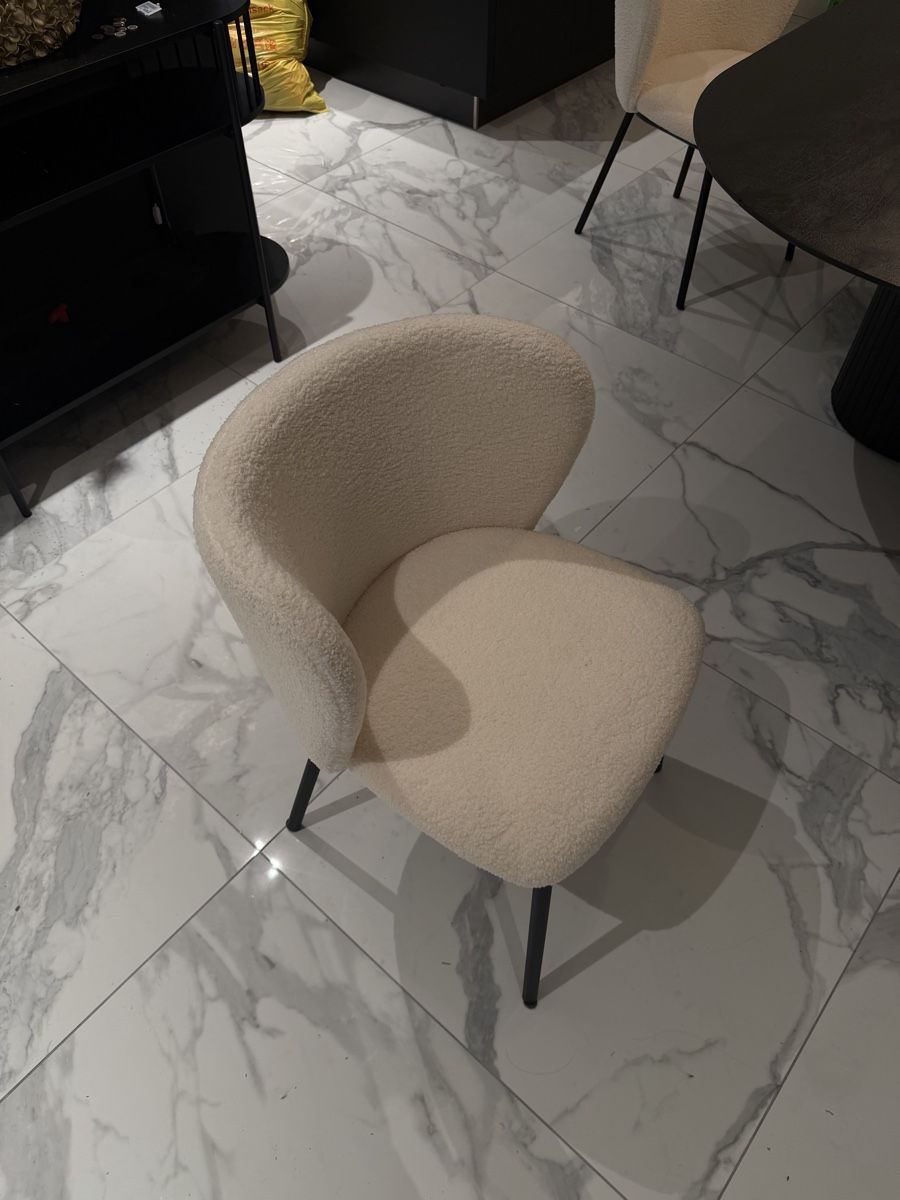 Maisons du monde Tavoli: Esstisch 240cm inkl. 6 Stühlen – Usato da Küsnacht ZH venduto da Pfiffiekus 4