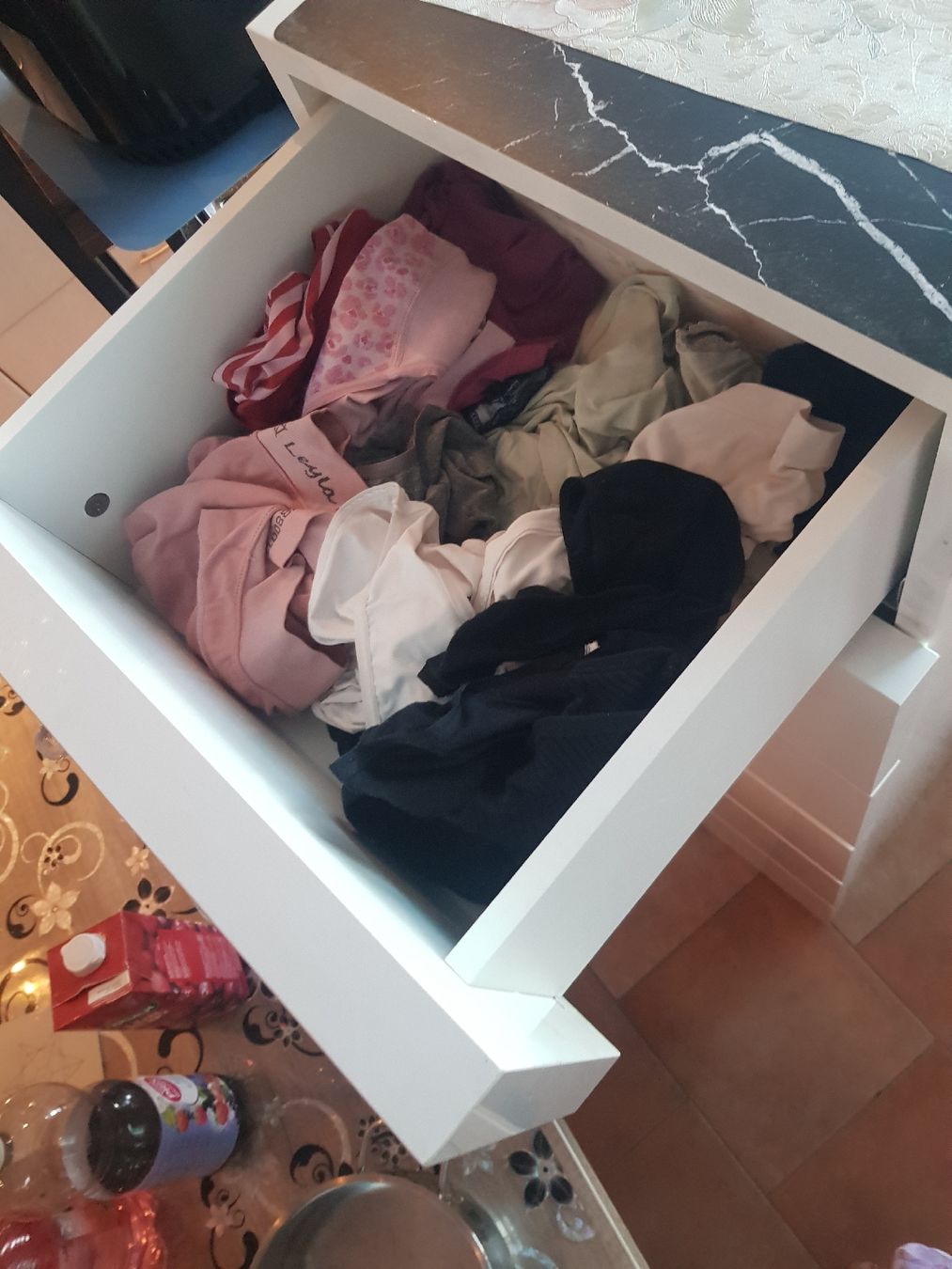 Kommoden: moderne Stylische Kommode – Gebraucht aus Zihlschlacht von Sun25 3