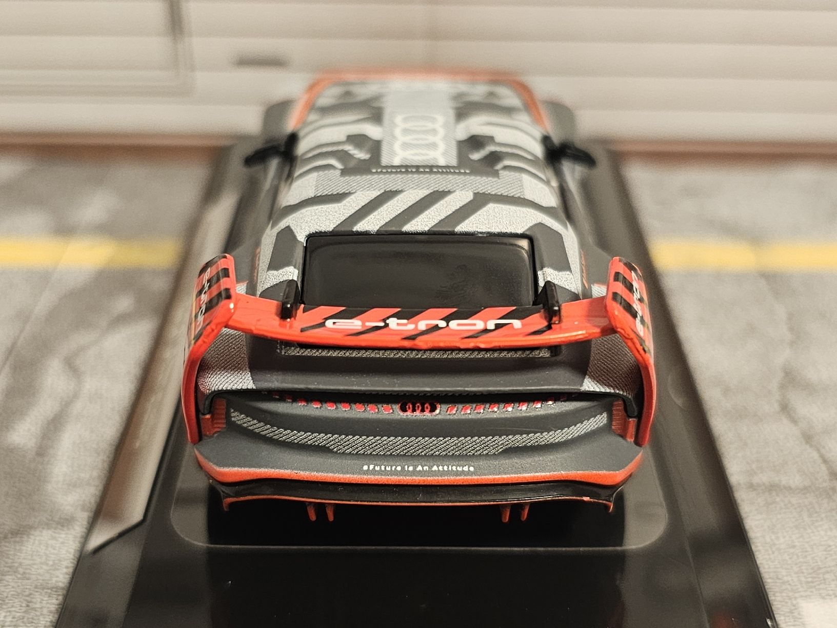 Audi Modellini d'auto: Audi S1 Hoonitron 1:43 Ken Block – Nuovo e nell'imballaggio originale da Wetzikon ZH venduto da ICEONE_ 6
