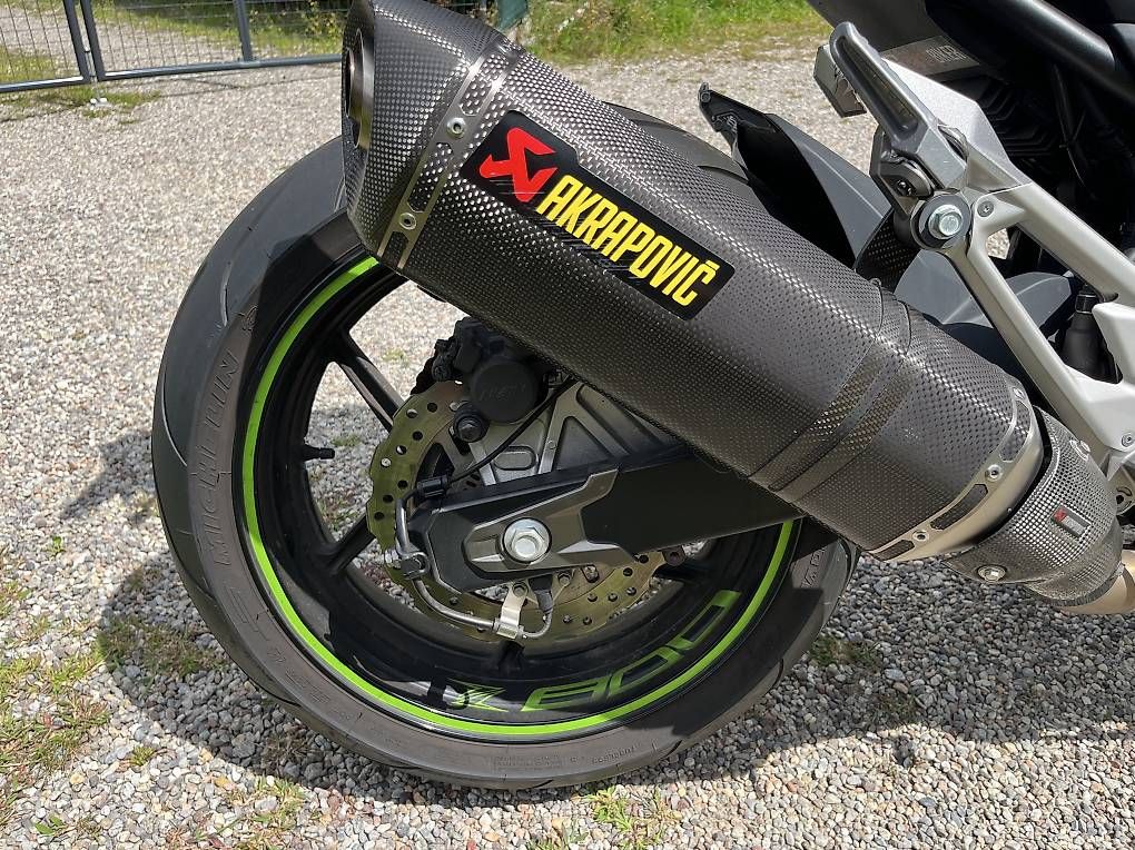 Kawasaki Strada: Kawasaki Z800e – Usato da Preonzo venduto da alexino86 4