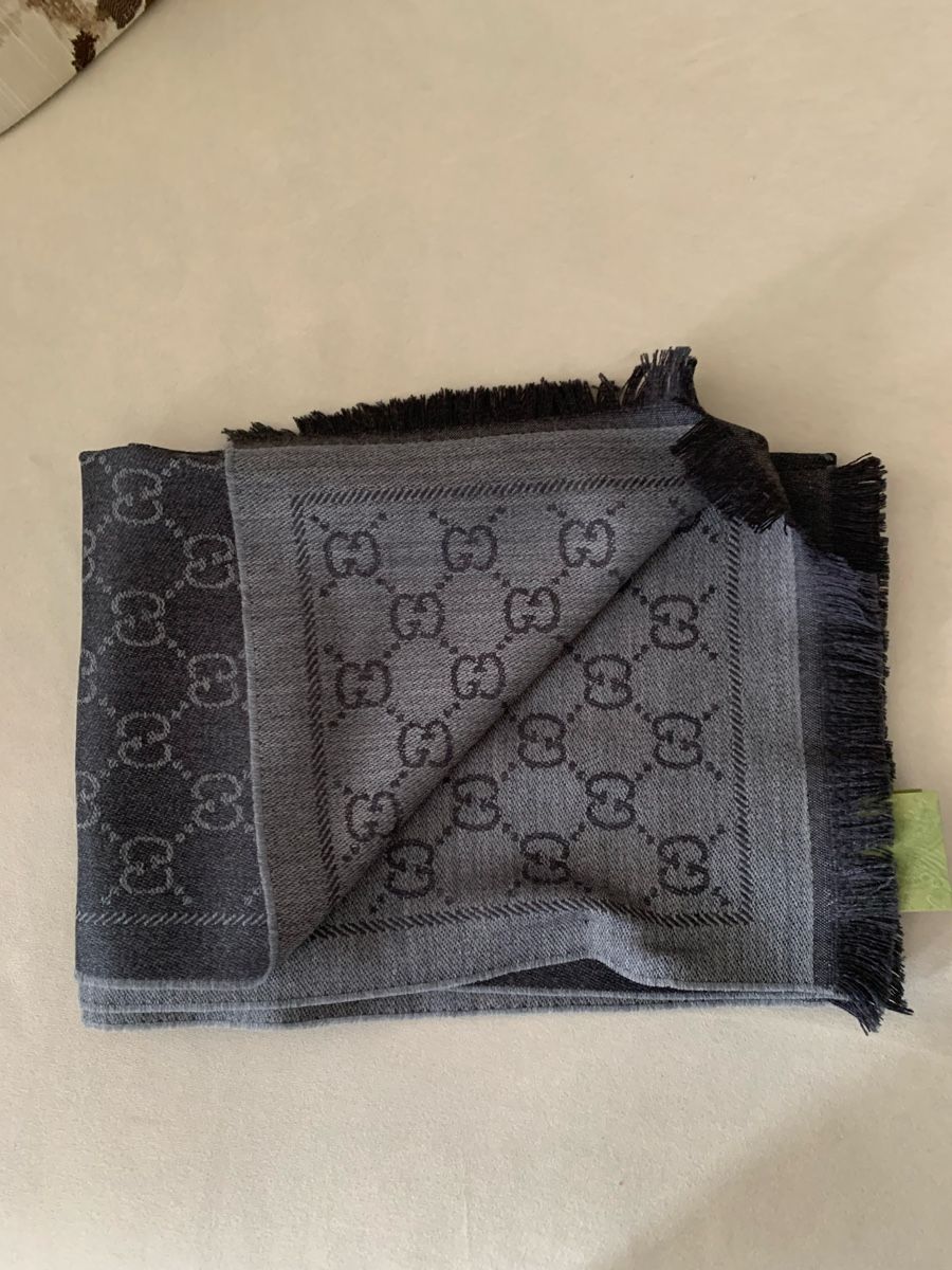 Gucci Schals: Gucci Schal  – Neu (gemäss Beschreibung) aus Bergdietikon von zor_856j 6