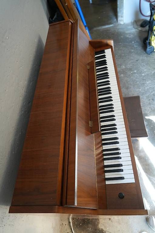 Strumenti musicali: Klavier Bentley  – Usato da Kriens venduto da a_christen 1