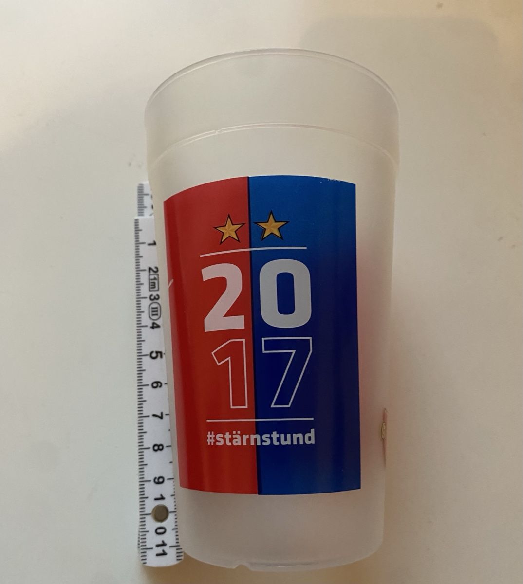 Contenitori & Simili: FC Basel Mehrwegbecher stärnstund 2017 Kunststoff – Usato da Allschwil venduto da Deal_Tiger99