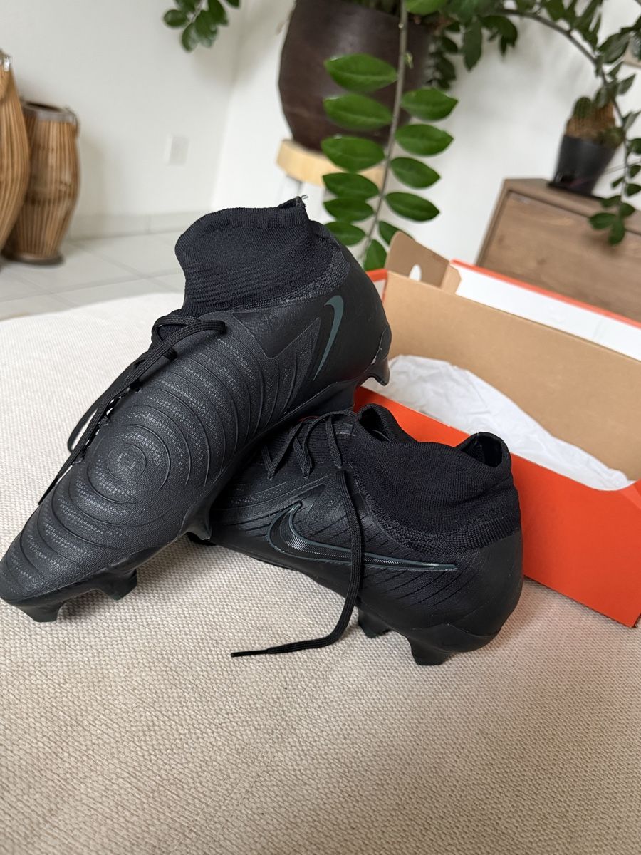 Nike Chaussures hommes: Nike phantom pro FG . 40 – Neuf (Voir description) à Männedorf par car_5h66