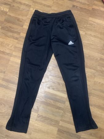 Adidas Trainingshose ClimaCool Schwarz Groesse 152 M