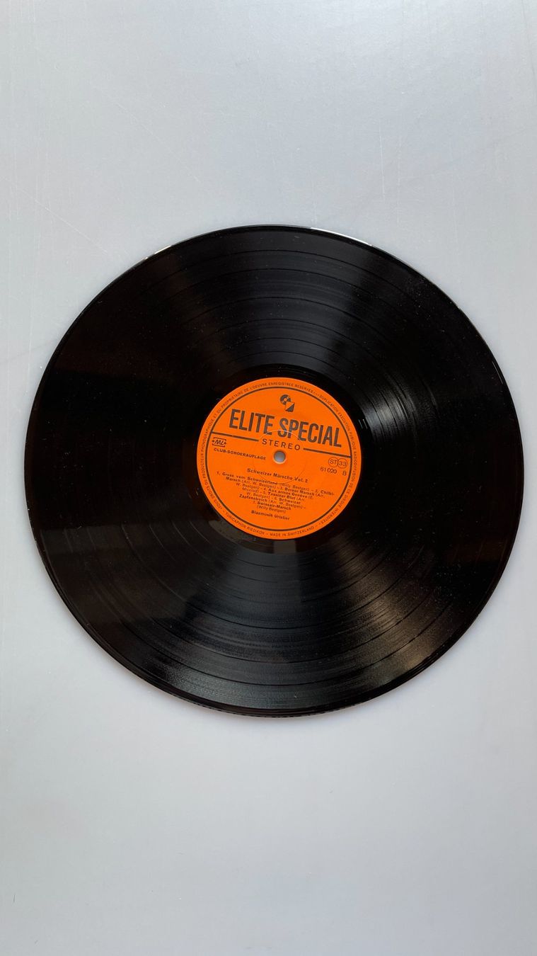 Schallplatten: SCHWEIZER MÄRSCHE - Schallplatte – Gebraucht aus Glattfelden von markweb 2