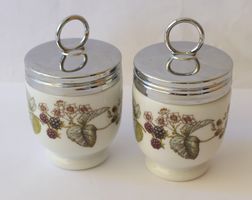 2 Vintage Royal Worcester Egg Coddler Porzellan Eierkocher