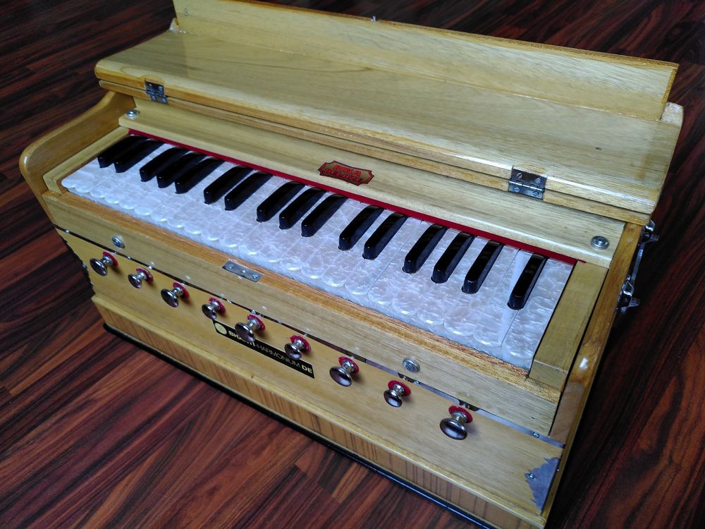 Indisches Harmonium BINA Binaswar von Bhakti Harmonium Kaufen auf