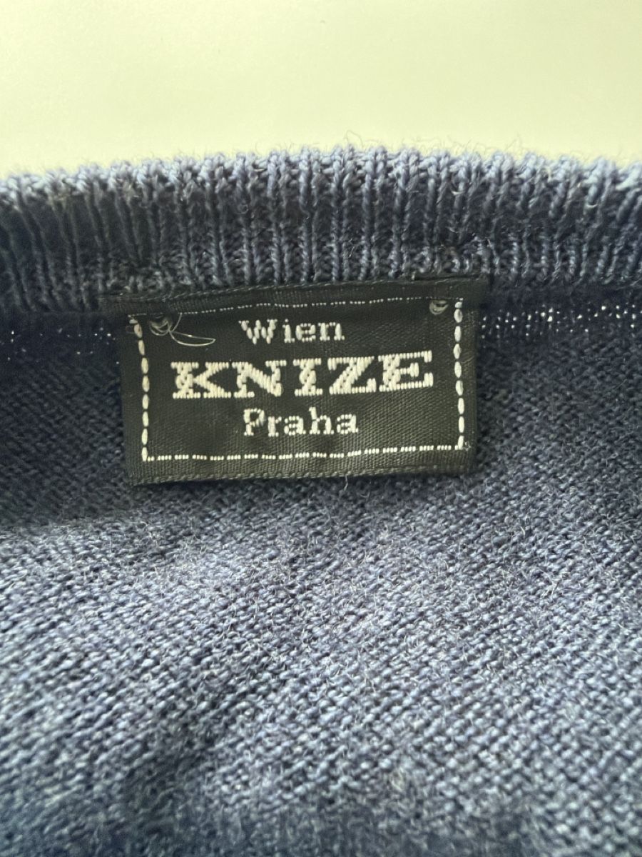 Maglioni & Felpe: Knize Pullover Schurwolle blau Ellenbogen-Patches – Usato da Kilchberg ZH venduto da Seb92 1