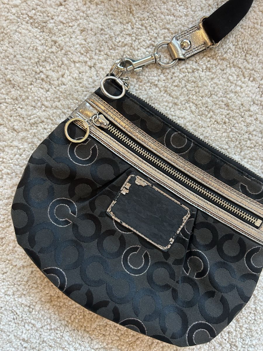 Coach Borse da donna: vintage coach optic shoulder bag monogram black    – Usato da Dietlikon venduto da leaaasells 1