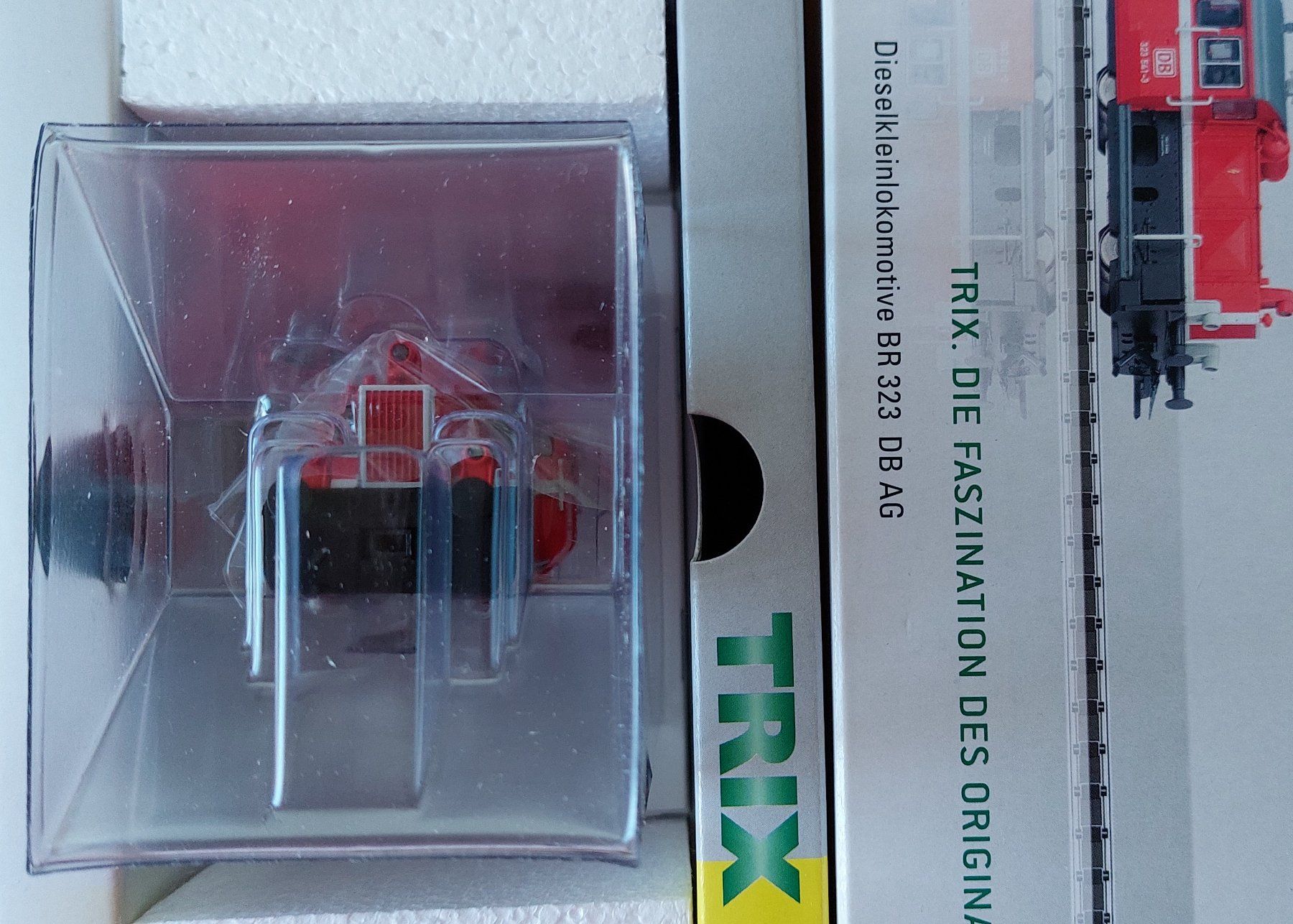 Trix Modelleisenbahnen: TRIX 22139 - Köf II BR323 DB - DCC/Selectrix Einmalserie! – Neu und originalverpackt aus Rotkreuz von MOBAHN-1zu87 4