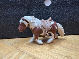 Schleich Pony mit Sattel
