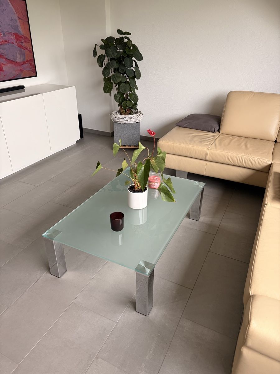 Tavoli: Salontisch aus Glas – Usato da Hallwil venduto da Larsh