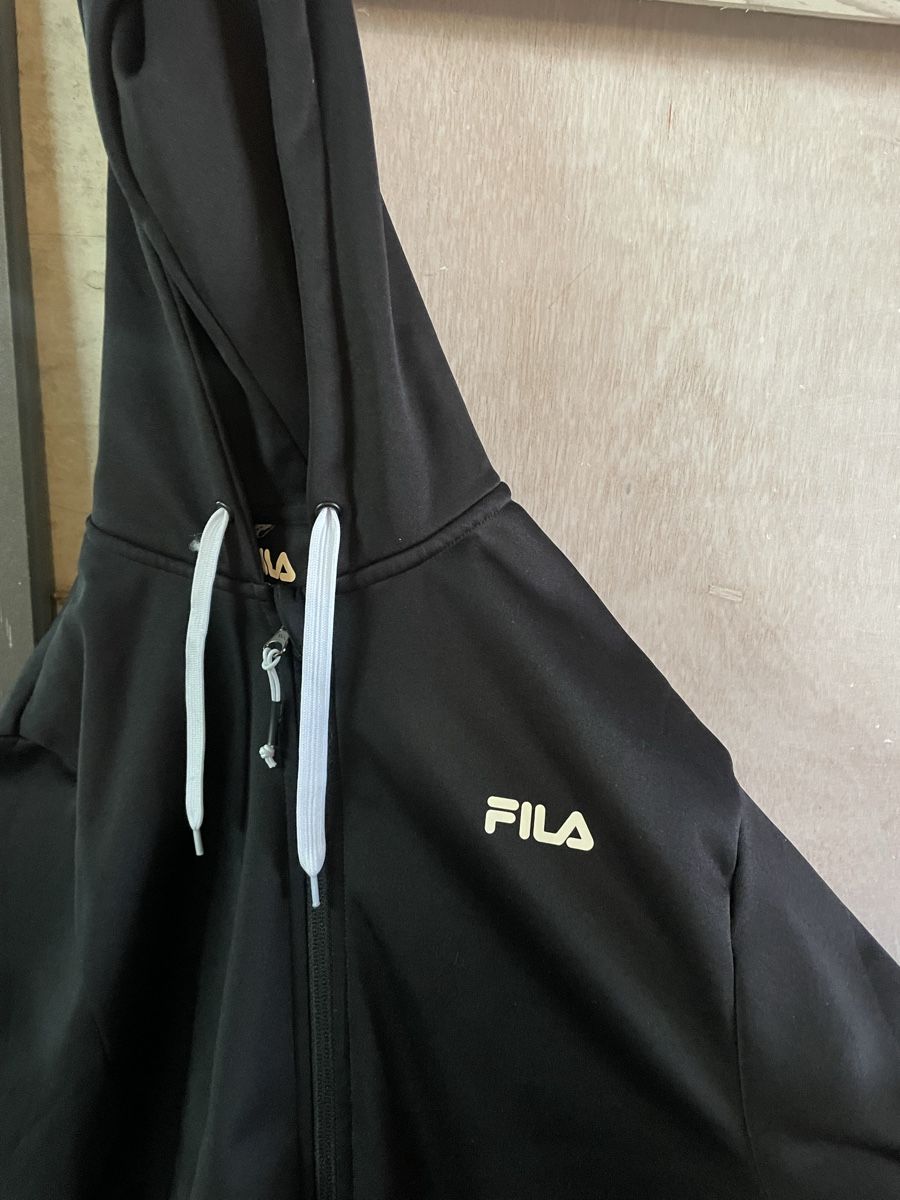 Fila Giacche: Fila Jäckli S – Usato da Wattwil venduto da Weinachtsmann 1
